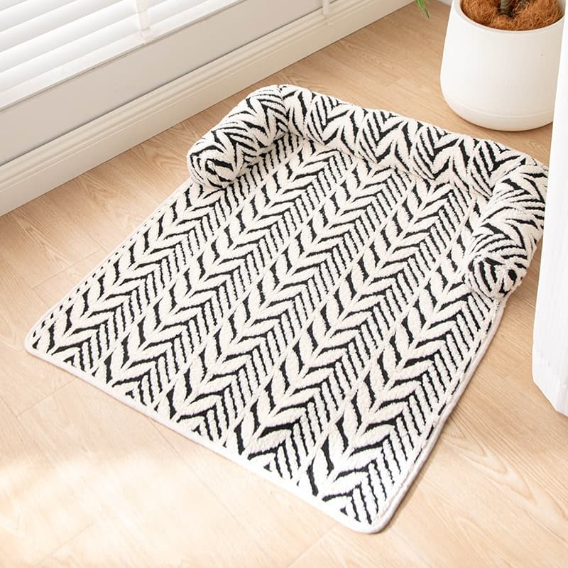 PawSnooze Pet Blanket – Plush Anti-Shed